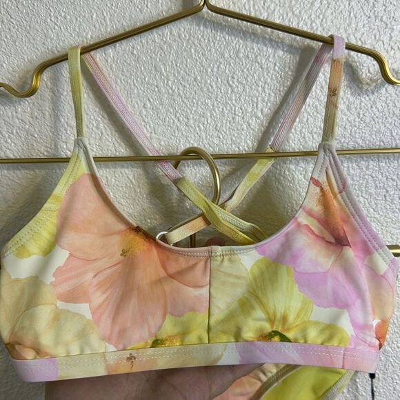 NWT- Hurley- GIRLS' CARISSA MOORE BIKINI-ALOHA HIBISCUS PRINT- Girls medium - Picture 4 of 9